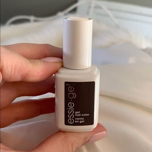 Essie Gel - Picture 2 of 3